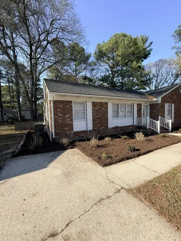 Residential landscape bed shown in Bright Start Landscaping's public project gallery.